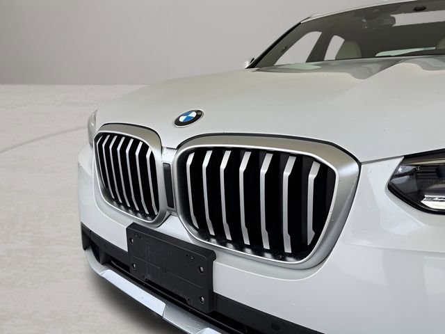 Used 2024 BMW X3 xDrive30i w/ Premium Package image 2