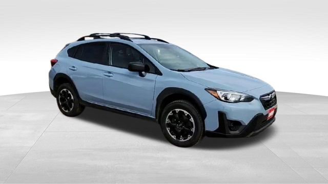 Used 2021 Subaru Crosstrek 2.0i image 2