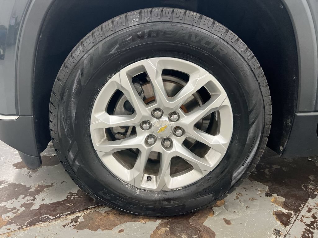 Used 2019 Chevrolet Traverse LT w/ LPO, Floor Liner Package FWD image 27