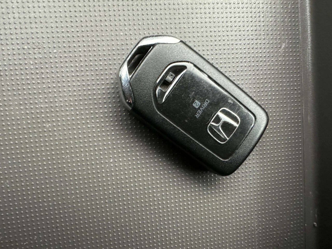 Used 2016 Honda Odyssey Touring Elite image 39