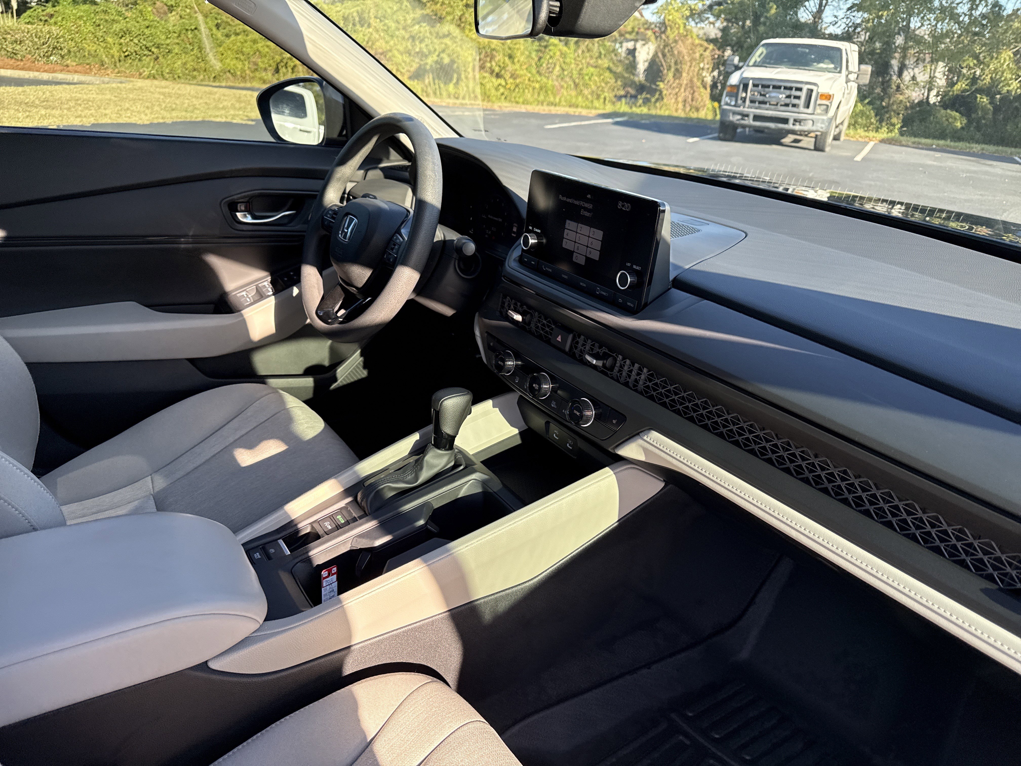 Used 2023 Honda Accord EX image 37