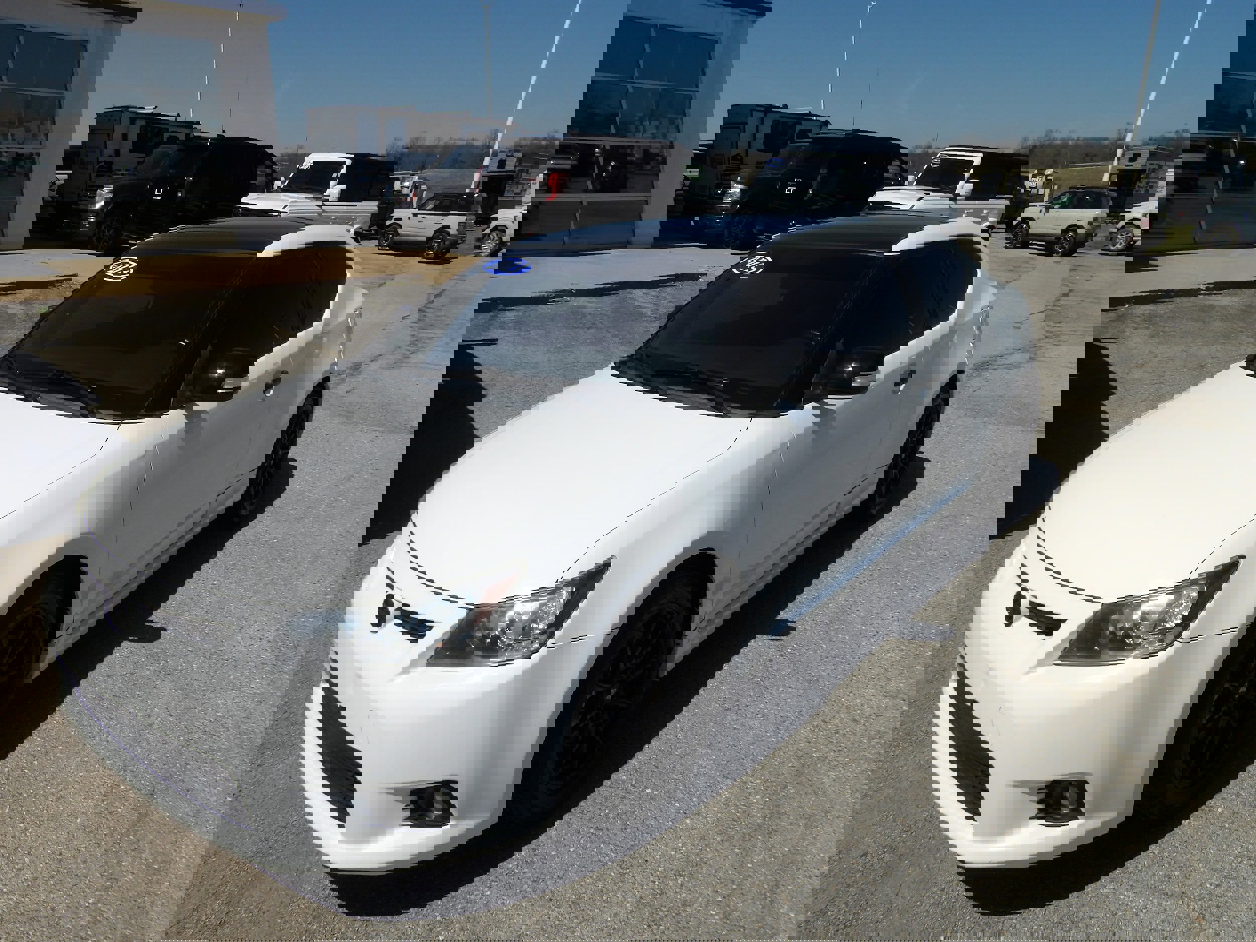 Used 2013 Scion tC FWD image 2