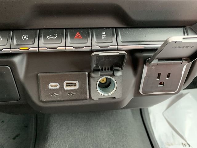 Used 2023 Chevrolet Silverado 1500 Custom image 26