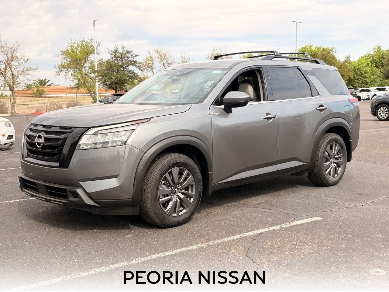 Certified 2022 Nissan Pathfinder SV w/ SV Black Package FWD image 1