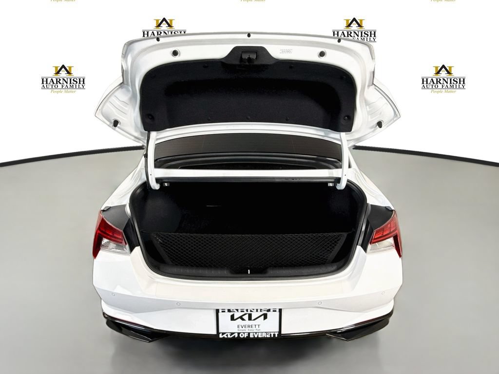 Used 2023 Hyundai Elantra Limited FWD image 30