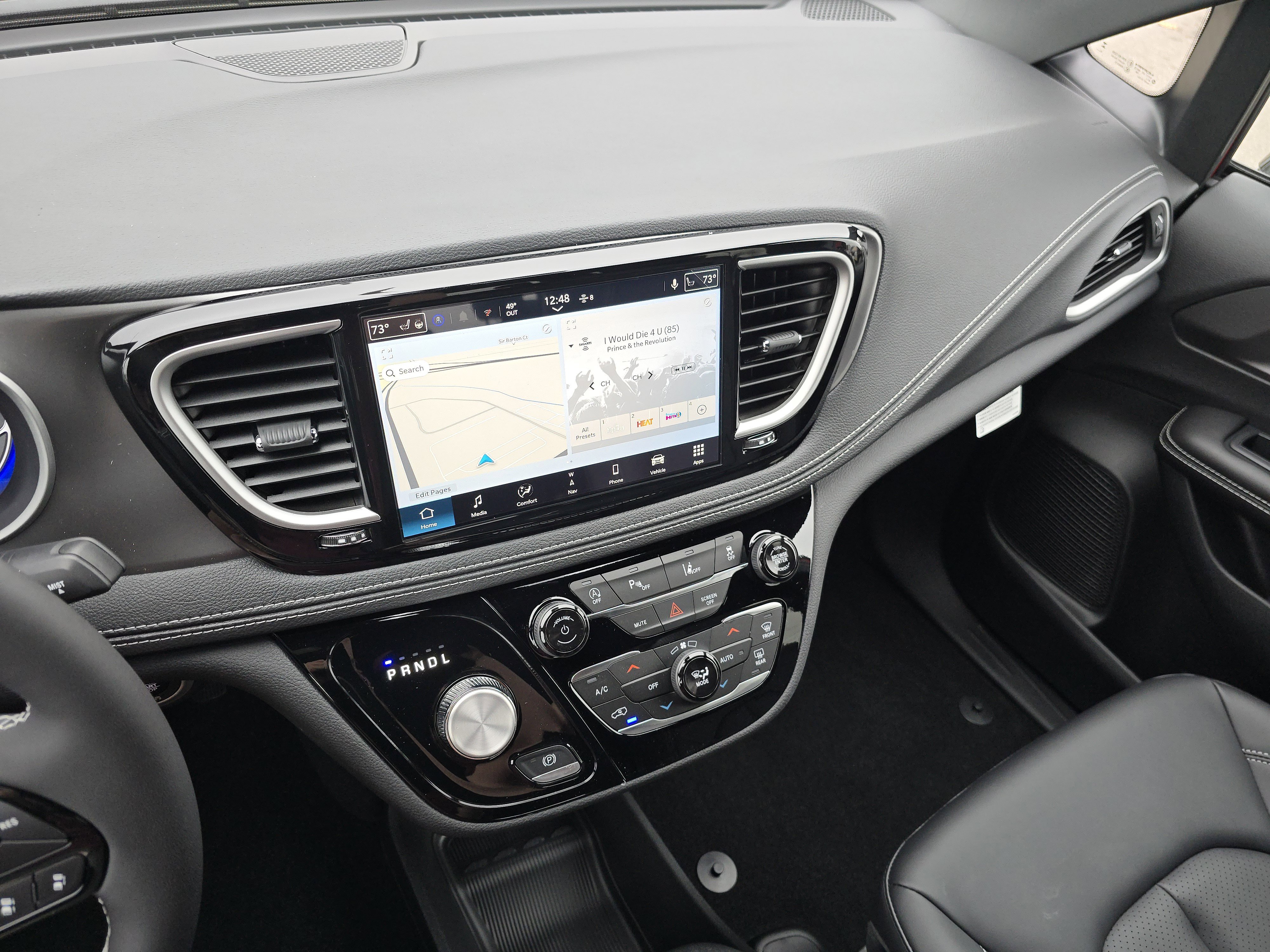 New 2026 Chrysler Pacifica Select FWD image 33