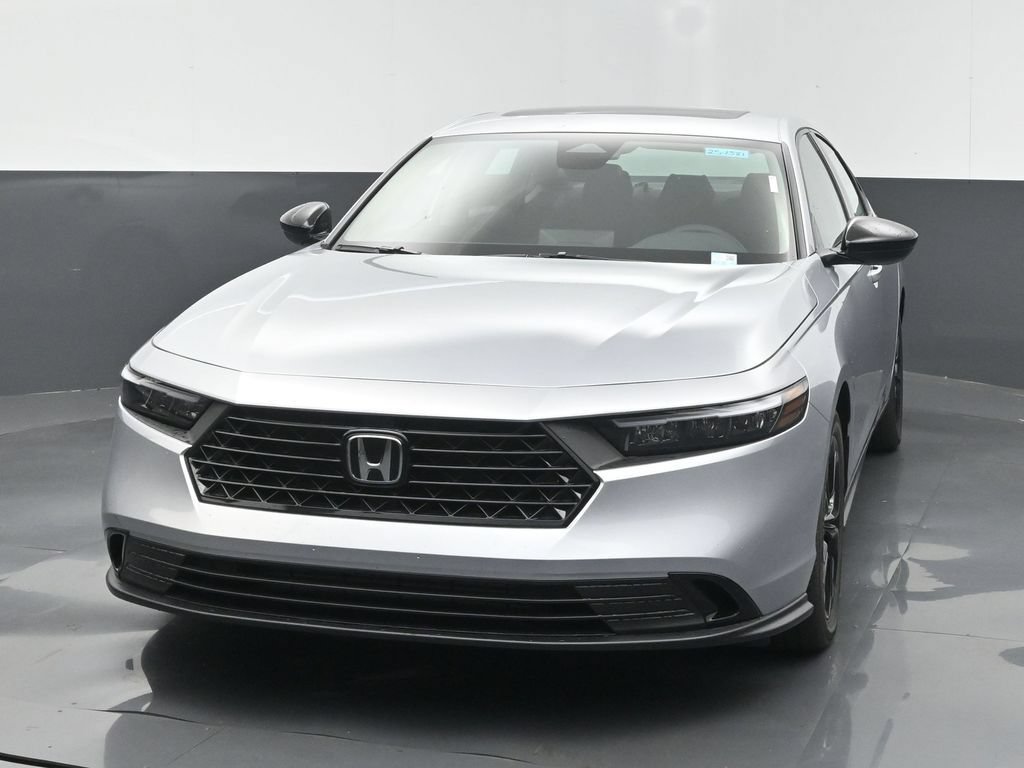New 2025 Honda Accord SE image 2