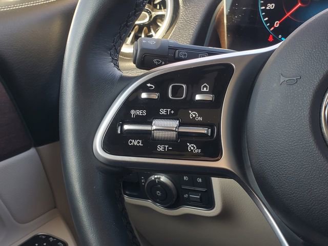 Used 2023 Mercedes-Benz GLB 250 4MATIC image 16