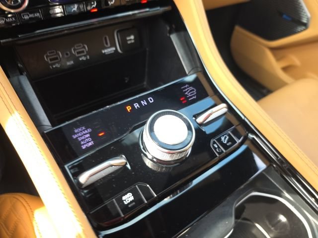 Used 2025 Jeep Grand Cherokee Summit AWD/4WD image 31