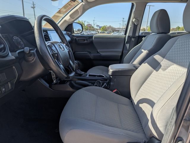 Used 2021 Toyota Tacoma SR AWD/4WD image 23