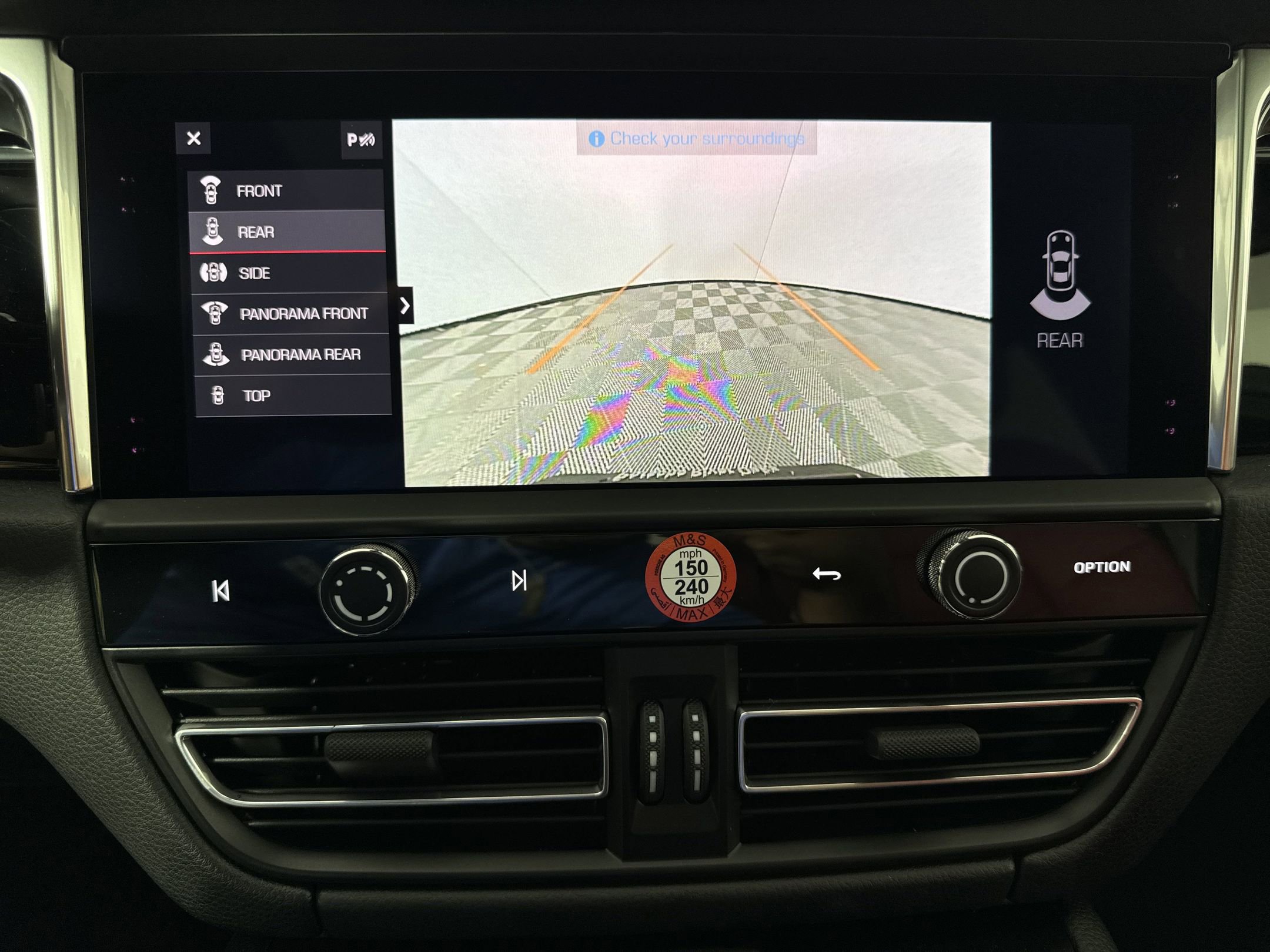 Certified 2025 Porsche Macan image 20