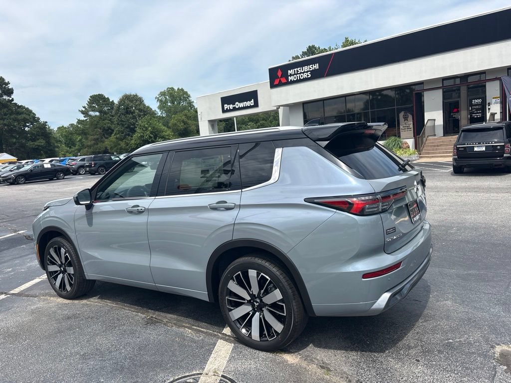 New 2026 Mitsubishi Outlander SEL FWD image 5