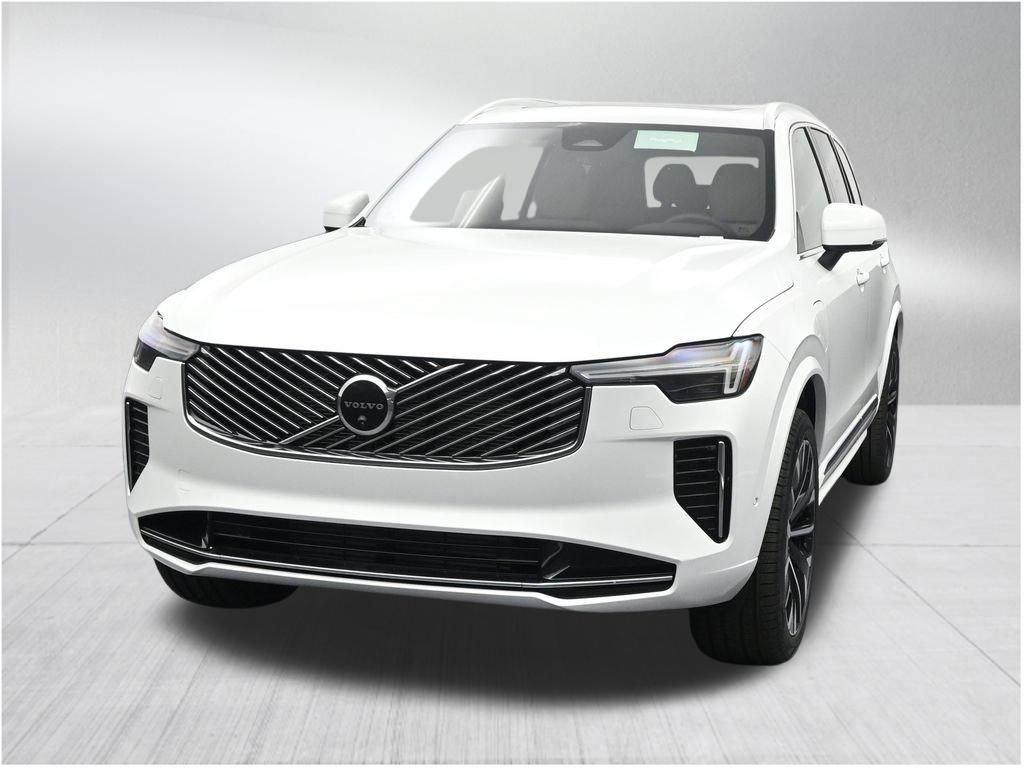 New 2026 Volvo XC90 T8 Plus w/ Protection Package Premier AWD/4WD image 8