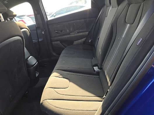 Used 2025 Hyundai Elantra Sport FWD image 16