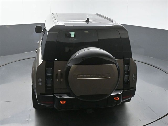Used 2024 Land Rover Defender 130 X image 46