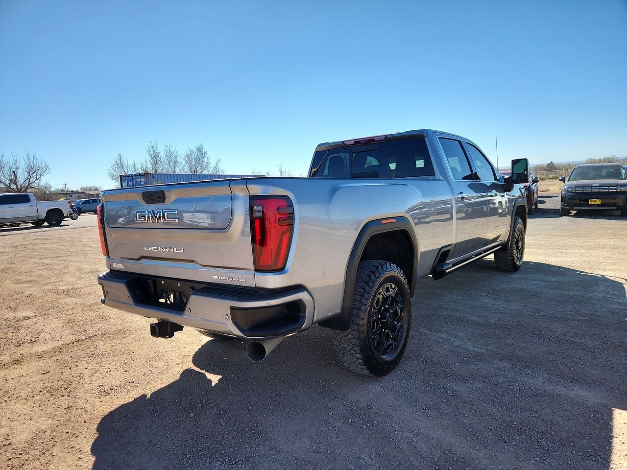 Used 2024 GMC Sierra 3500 Denali Ultimate image 8