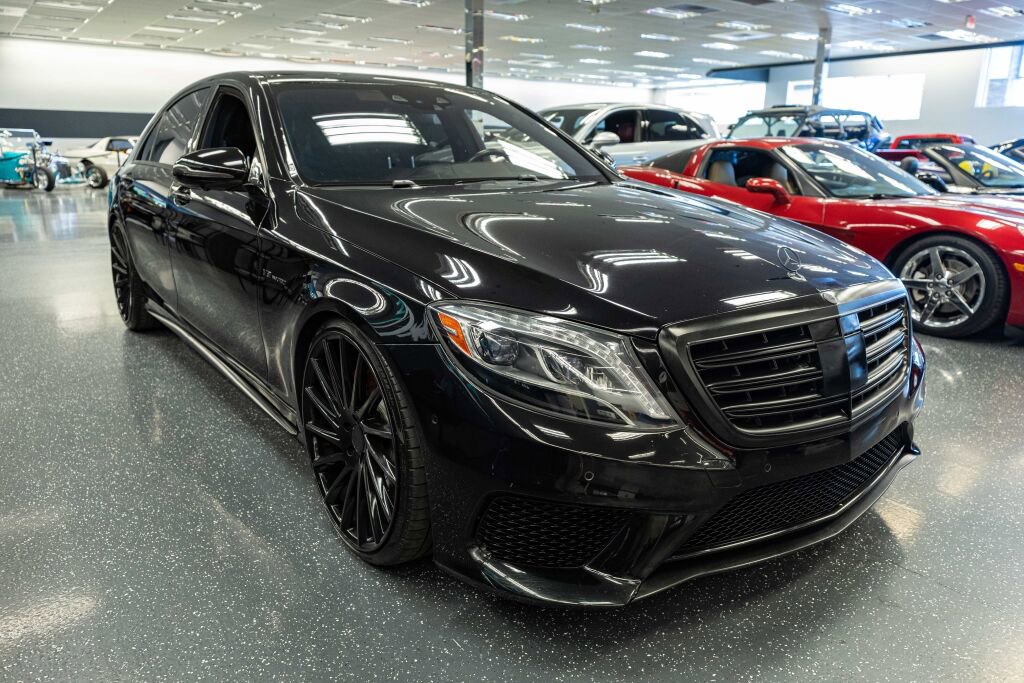 Used 2014 Mercedes-Benz S 63 AMG 4MATIC Sedan image 3