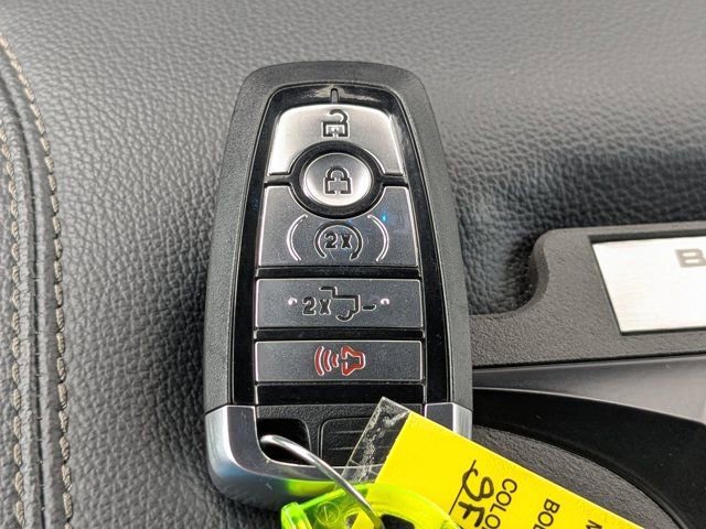 New 2025 Ford F150 Lariat w/ Equipment Group 502A High image 32