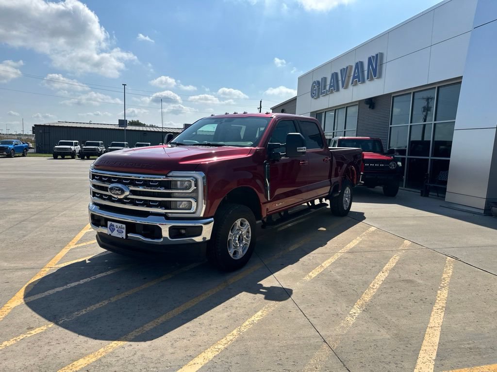 New 2026 Ford F350 XLT w/ XLT Premium Package AWD/4WD image 3
