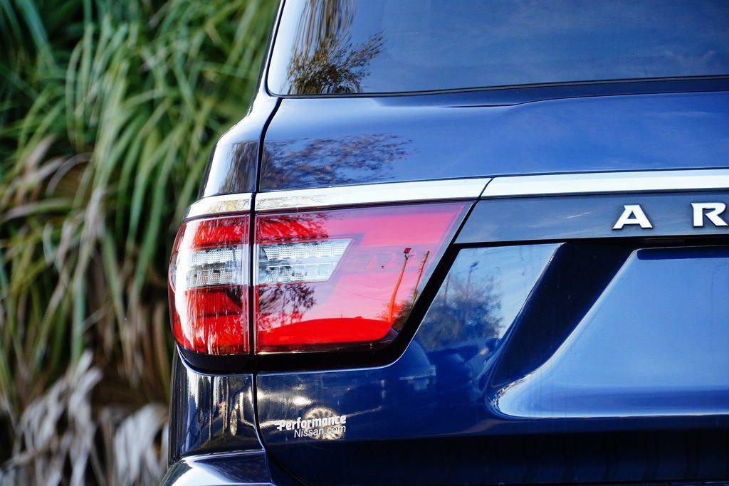 Used 2022 Nissan Armada Platinum w/ Captain's Chairs Package image 7