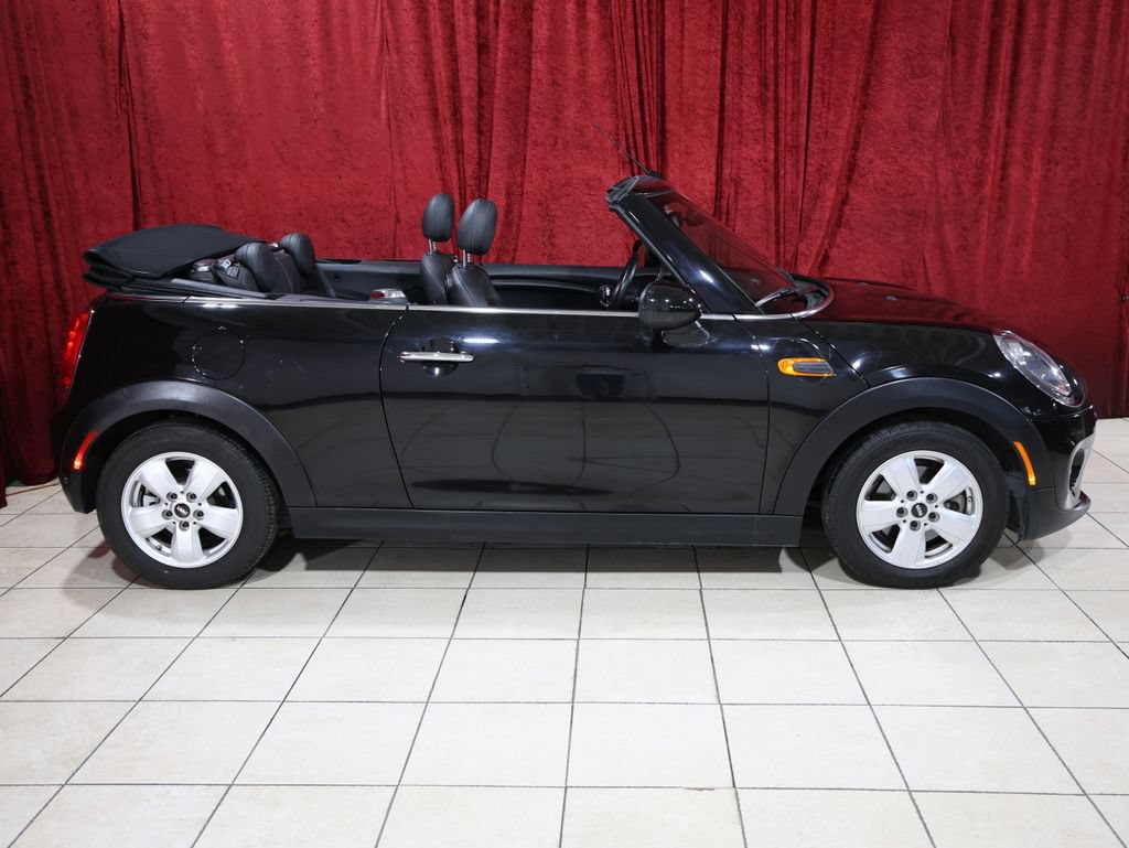Used 2019 MINI Cooper Convertible w/ Signature Upholstery Package FWD image 10