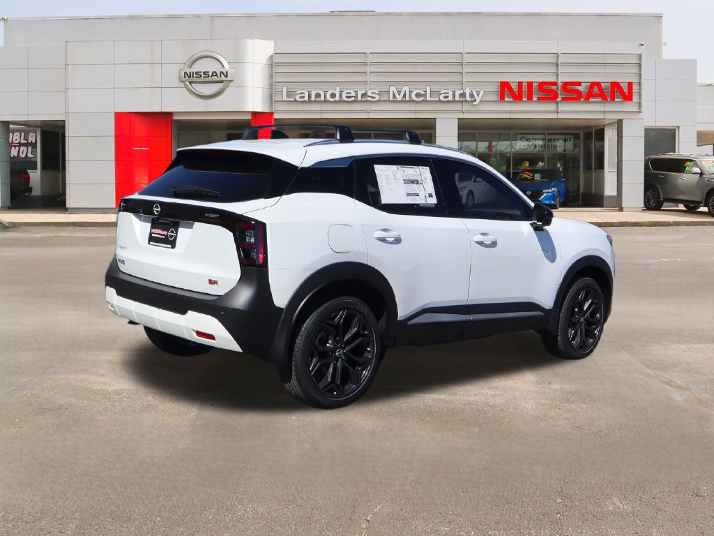 New 2026 Nissan Kicks SR w/ Illumination Package FWD image 3
