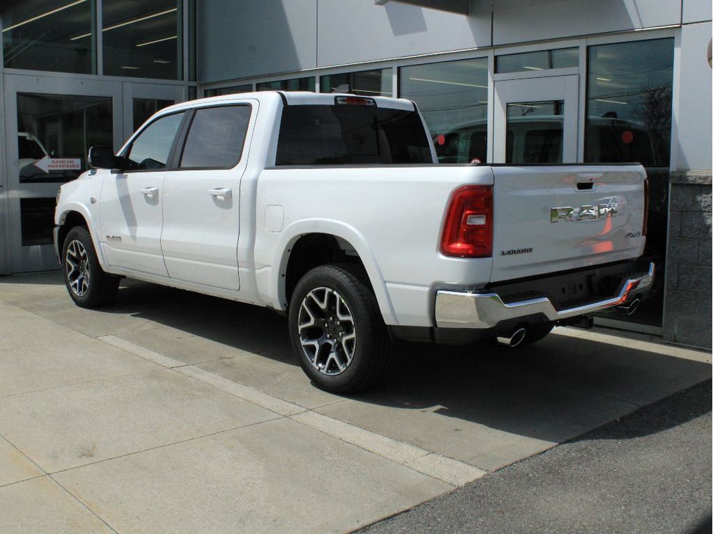 New 2026 RAM 1500 Laramie AWD/4WD image 6
