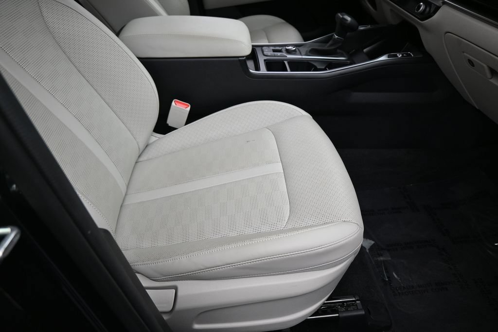 Used 2025 Kia Sorento S w/ Panoramic Sunroof Package FWD image 47