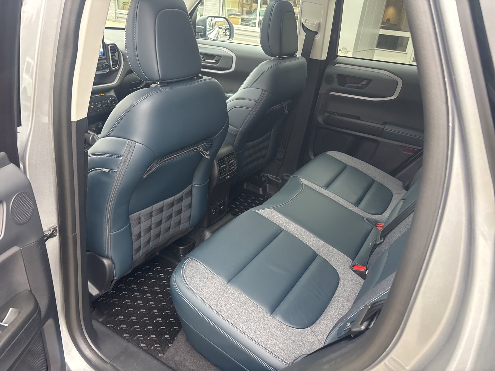 Used 2023 Ford Bronco Sport Outer Banks w/ Tech Package image 36