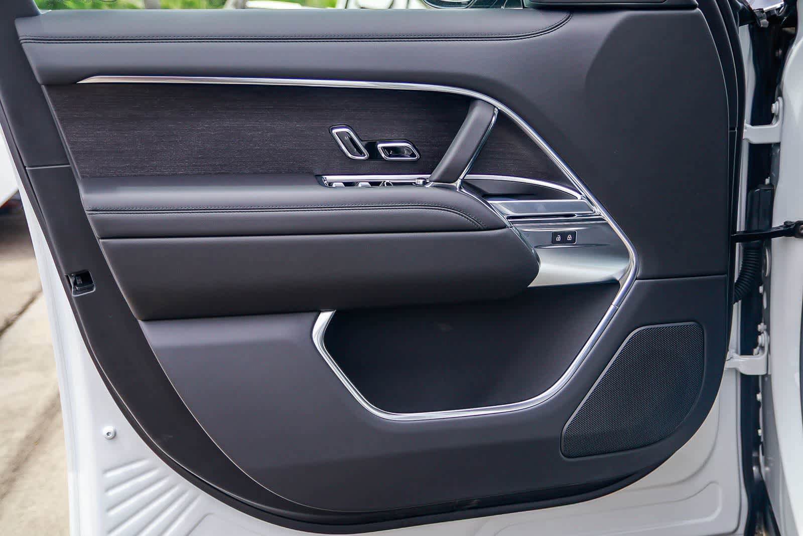 New 2026 Land Rover Range Rover SE AWD/4WD image 21