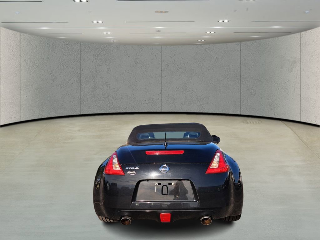 Used 2014 Nissan 370Z Touring w/ Sport Package image 6