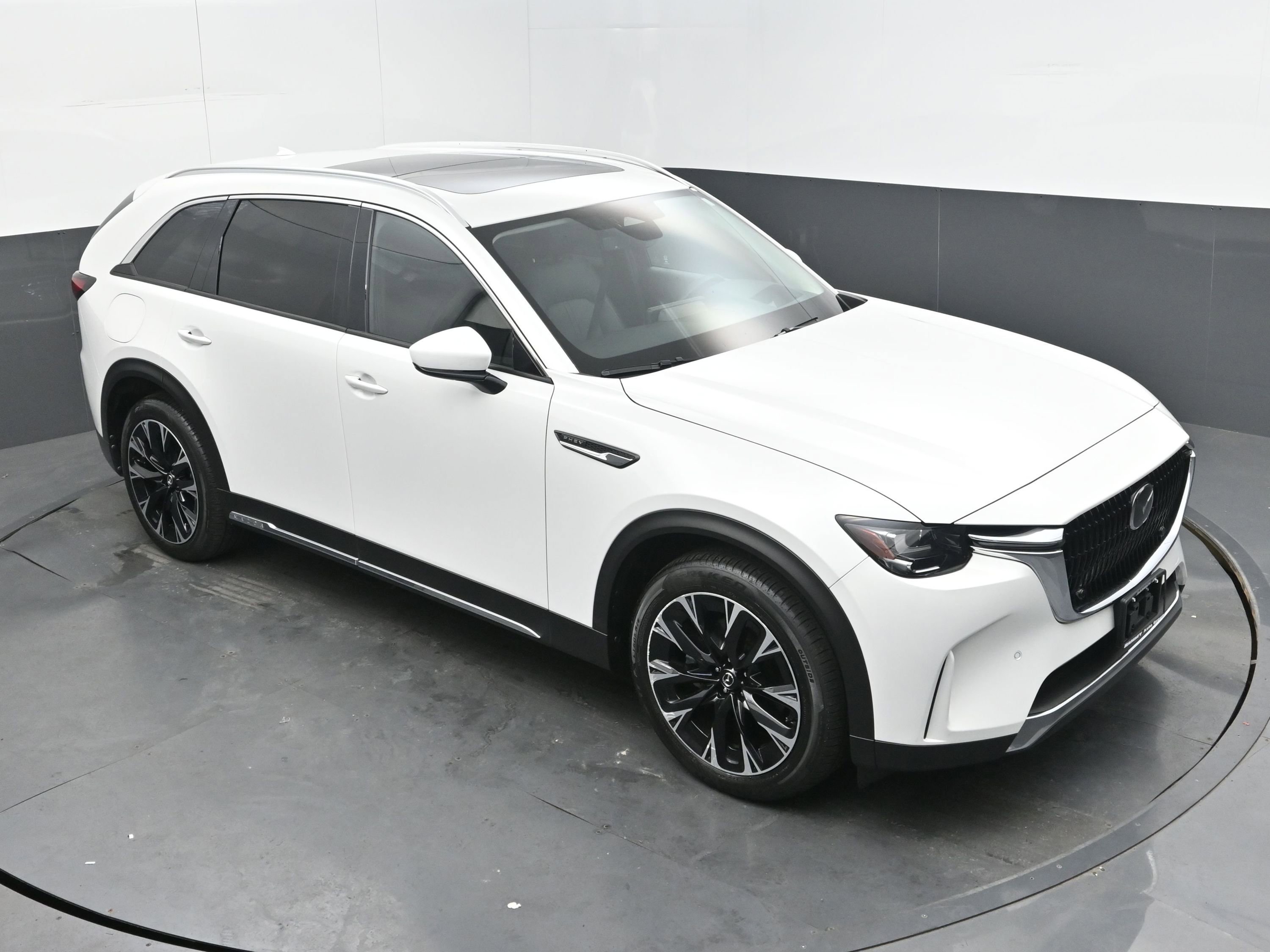 Used 2024 MAZDA CX-90 Plug-In Hybrid w/ Premium Pkg image 28