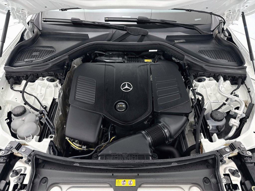 Certified 2026 Mercedes-Benz GLC 300 image 28