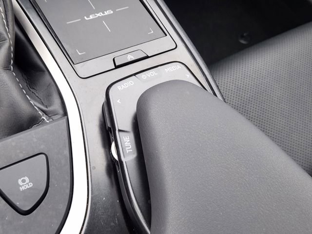 Certified 2021 Lexus UX 200 w/ Premium Package image 18