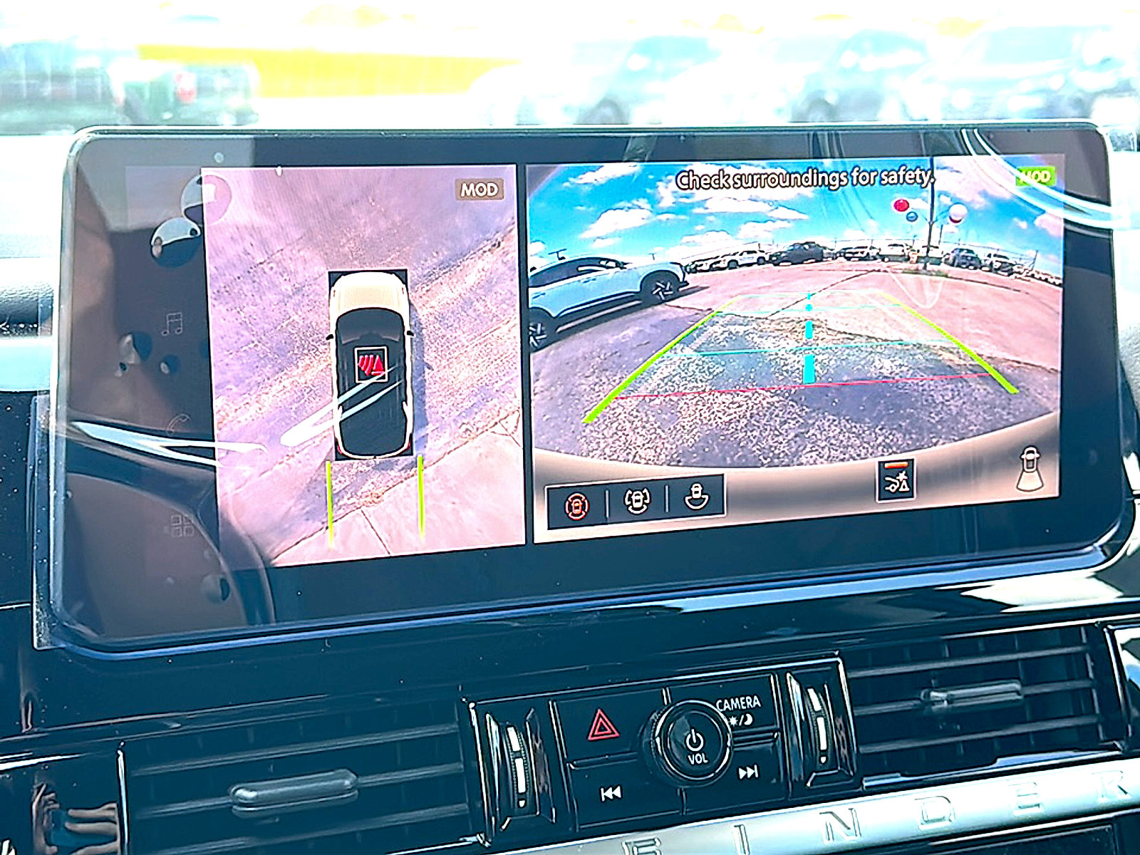 New 2026 Nissan Pathfinder SL image 23