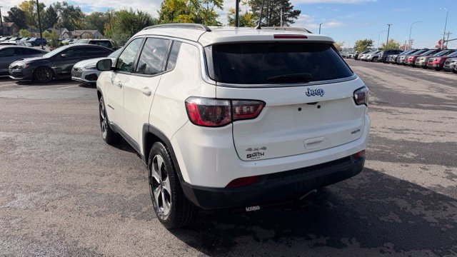 Used 2017 Jeep Compass Latitude AWD/4WD image 7