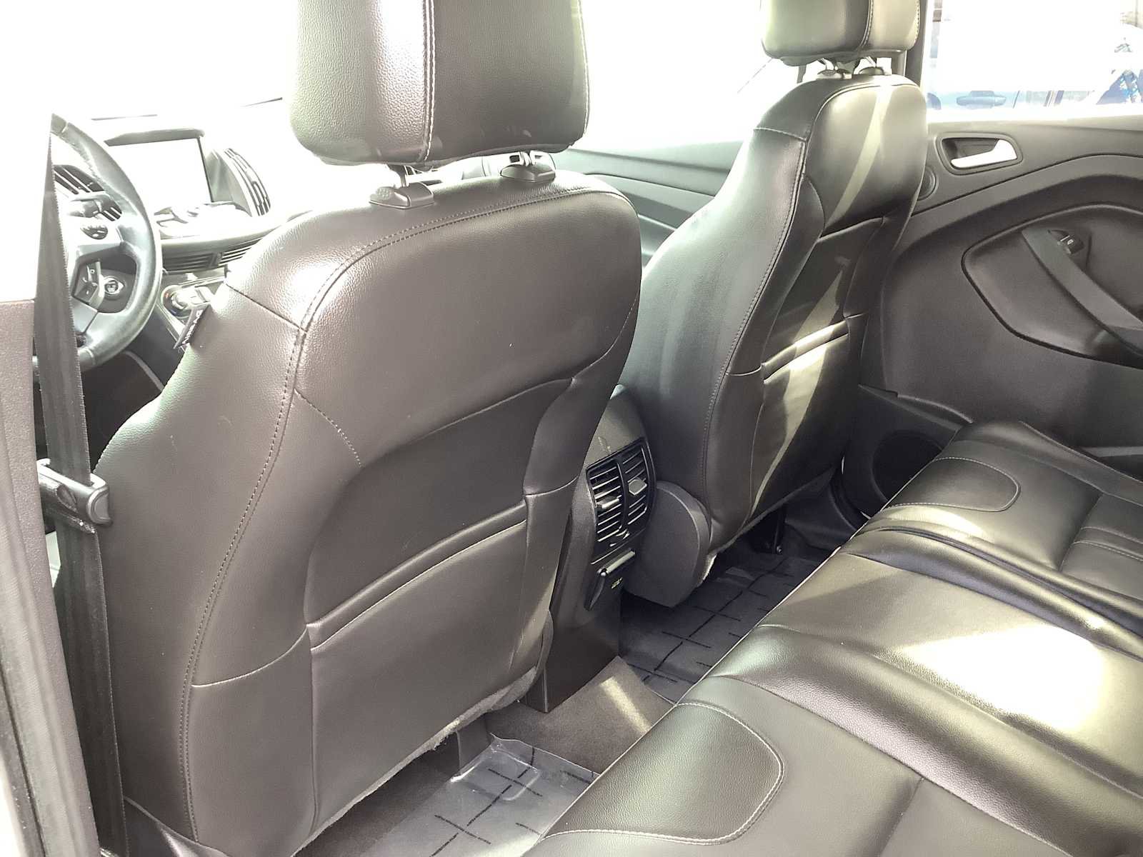 Used 2013 Ford Escape Titanium w/ Class II Trailer Tow Pkg image 12