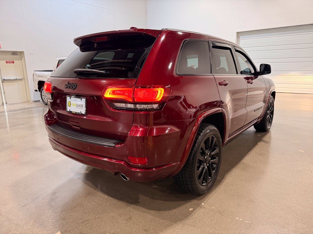 Used 2021 Jeep Grand Cherokee Laredo X RWD image 5