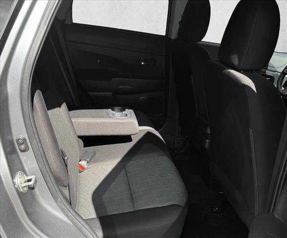 Used 2021 Mitsubishi Outlander Sport ES FWD image 17