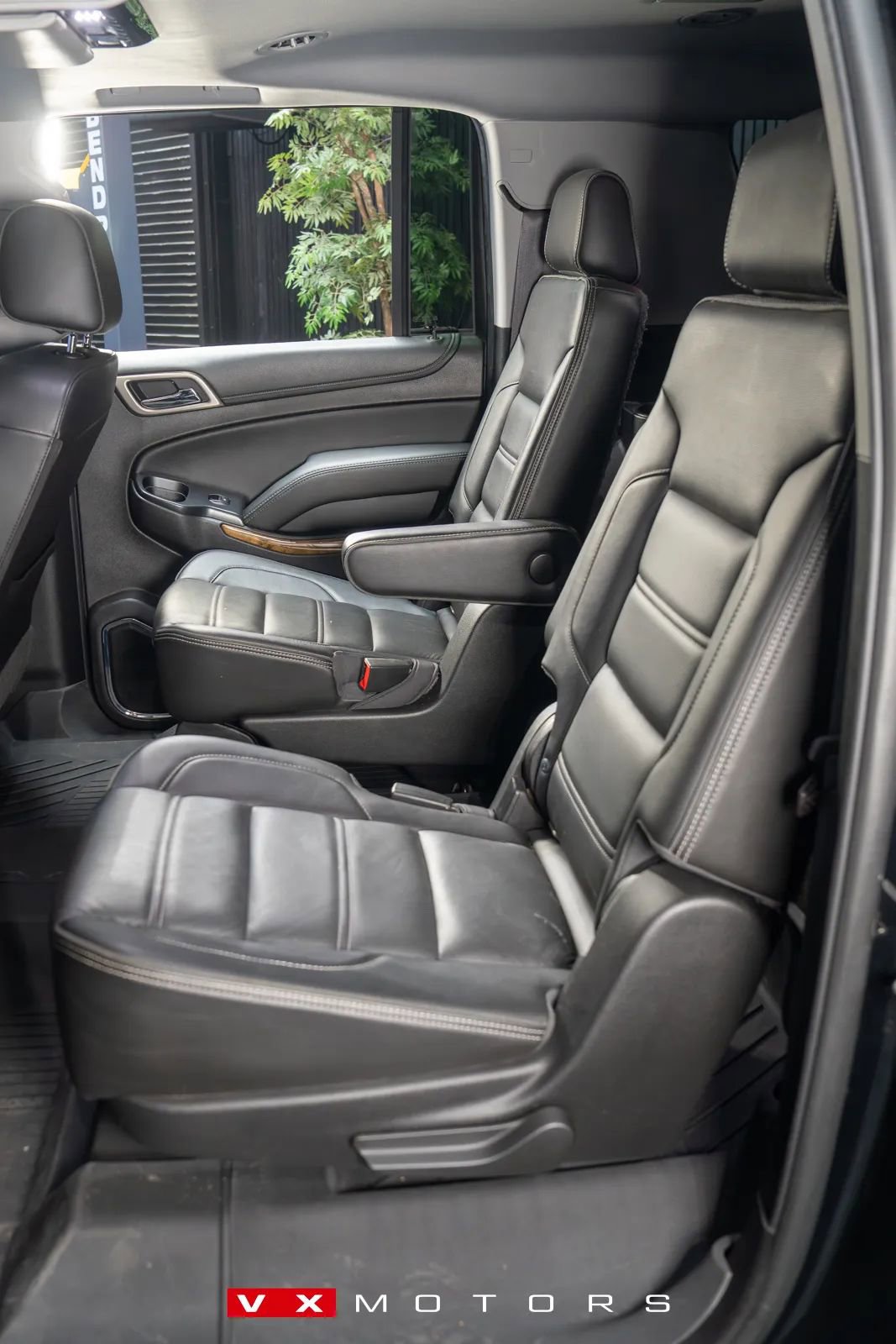 Used 2017 GMC Yukon XL Denali w/ Open Road Package image 16