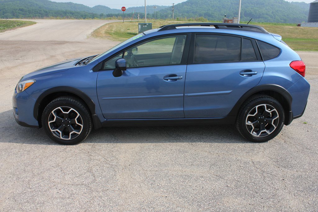 Used 2015 Subaru Crosstrek 2.0i Premium image 9