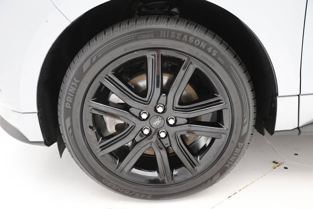 Used 2022 Ford Edge ST-Line AWD/4WD image 9