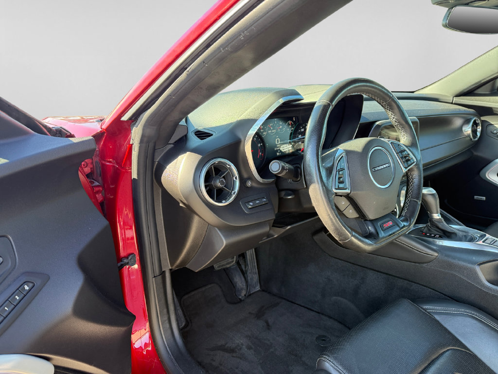 Used 2016 Chevrolet Camaro SS RWD image 17