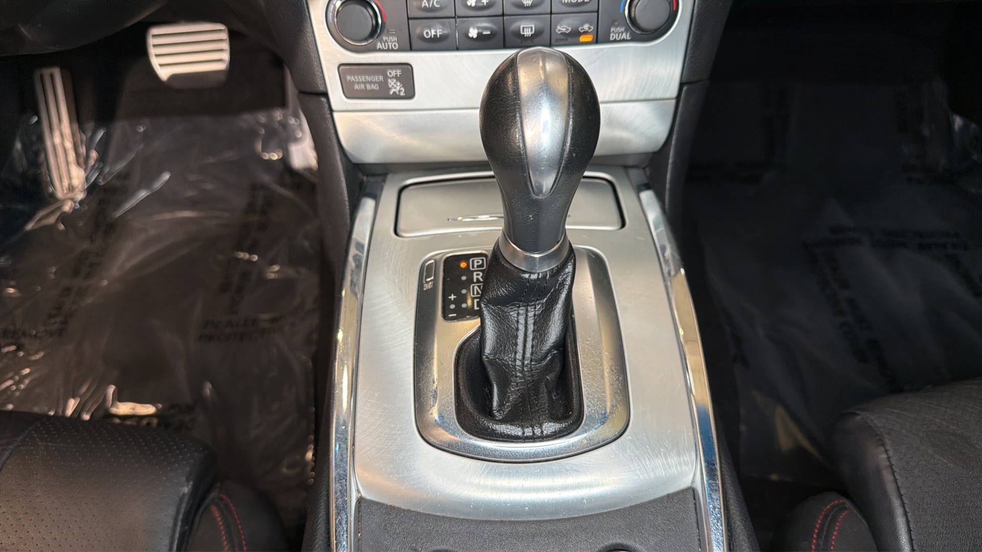 Used 2015 INFINITI Q60 Sport Limited RWD image 23