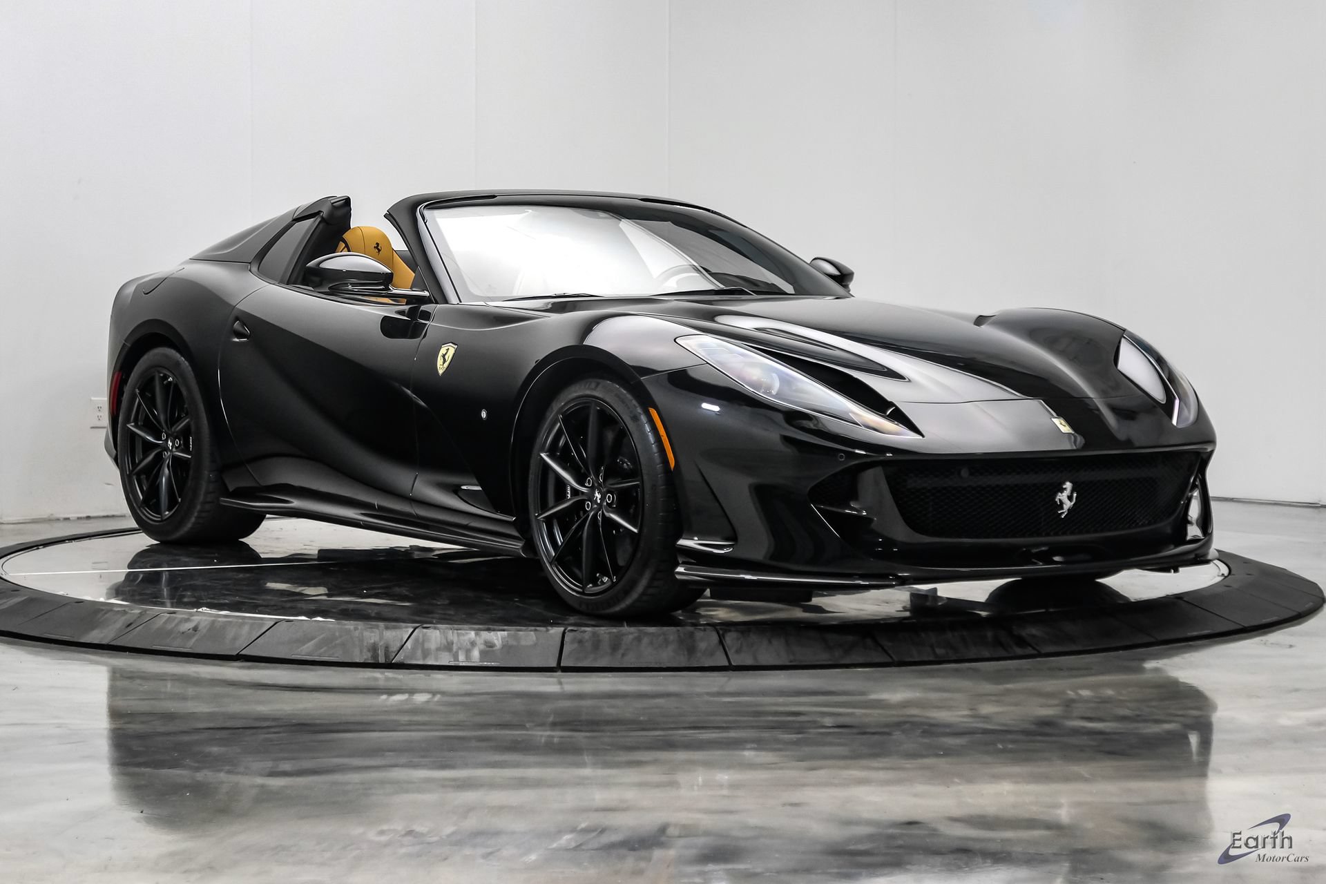 Used 2022 Ferrari 812 GTS RWD image 30
