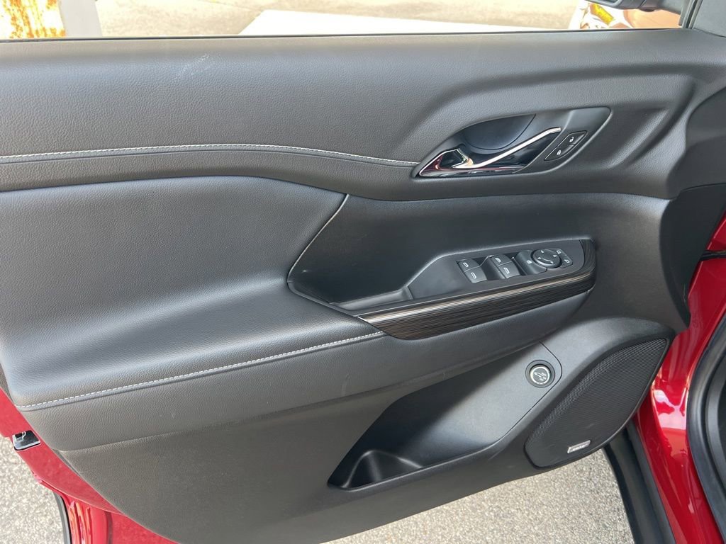 Used 2019 GMC Acadia SLT w/ Black Edition FWD image 7