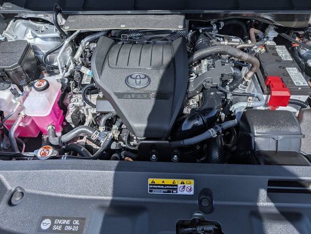 Certified 2025 Toyota Highlander Platinum AWD/4WD image 37