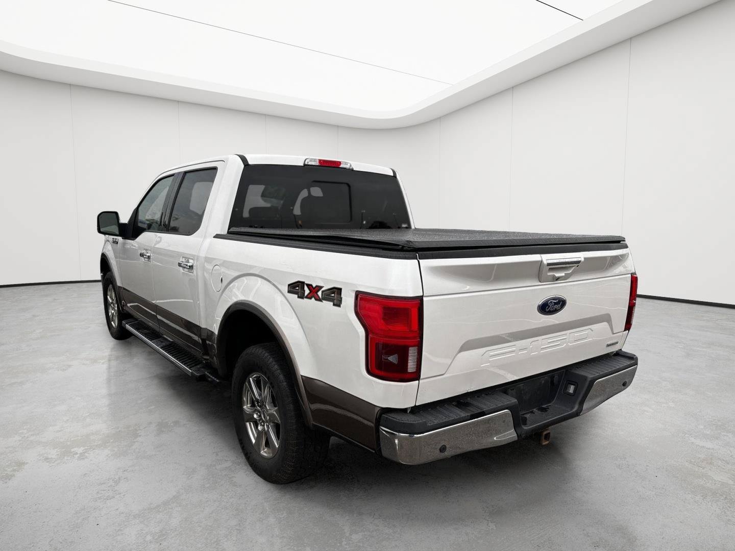 Used 2018 Ford F150 Lariat w/ Equipment Group 502A Luxury AWD/4WD image 6