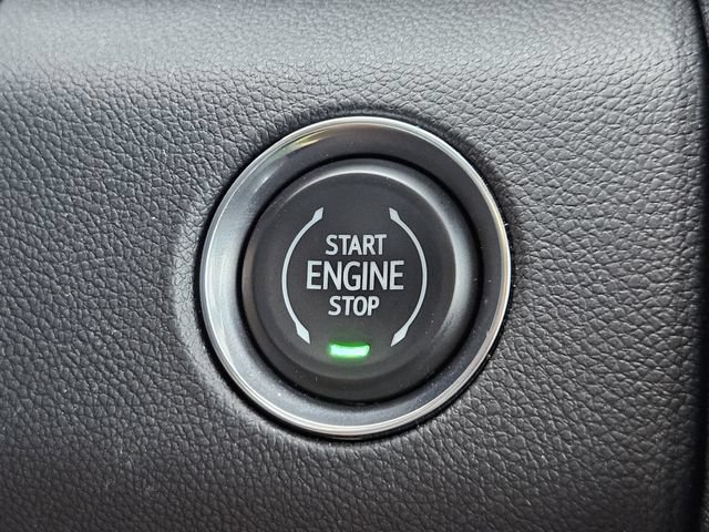 Used 2025 GMC Acadia Elevation w/ Elevation Premium Package FWD image 24