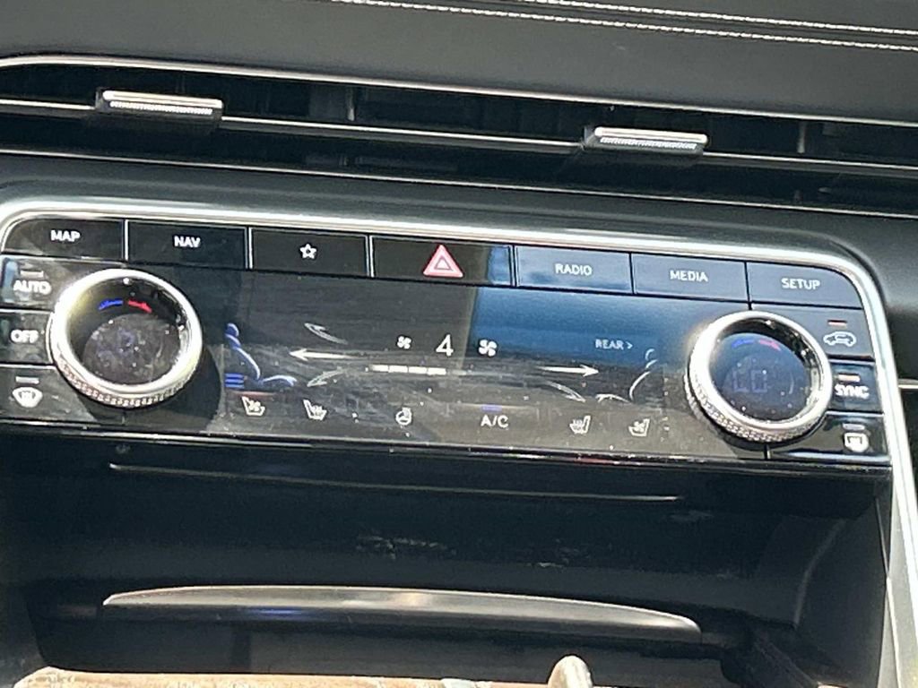 Used 2024 Genesis GV80 3.5T AWD/4WD image 30